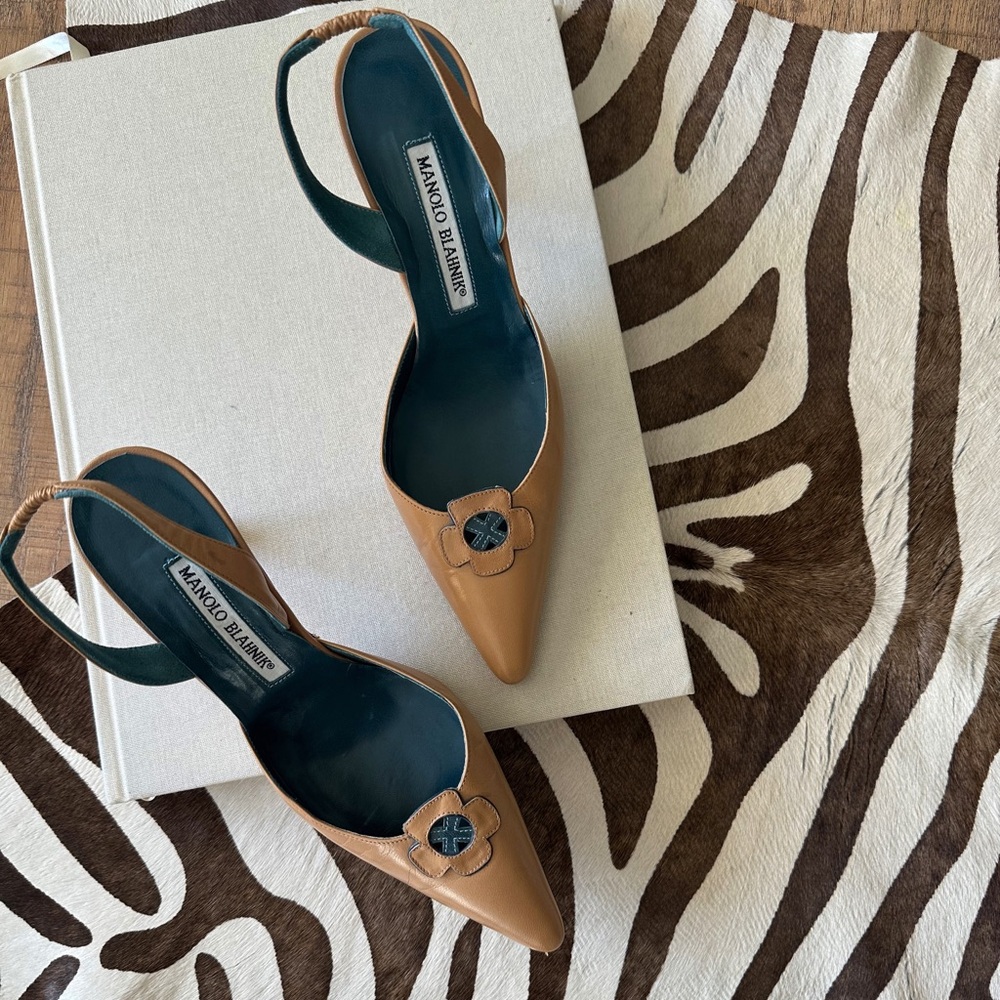 Vintage Manolo Blahnik Kitten Heels